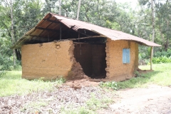 SierraLeone22643-Deserted-house.