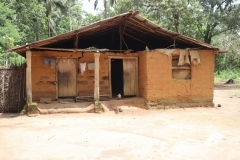 SierraLeone22643-House-hold-1