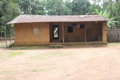 SierraLeone22643-House-hold-2